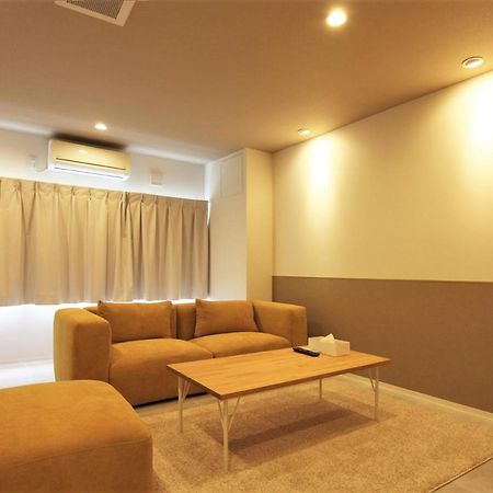 Sekai Hotel Nishikujyo Ōsaka Exterior foto