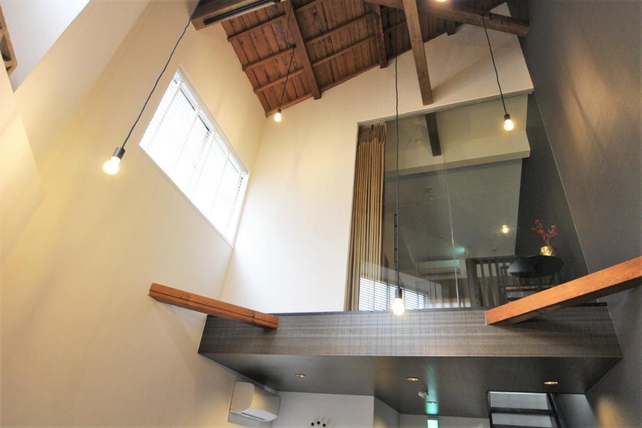 Sekai Hotel Nishikujyo Ōsaka Exterior foto