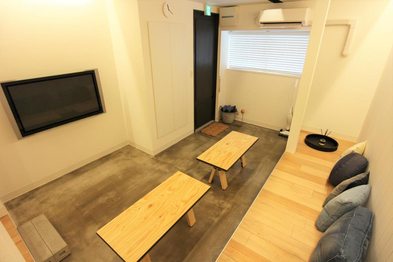 Sekai Hotel Nishikujyo Ōsaka Exterior foto